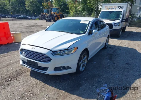 2013 Ford Fusion Se z USA, uszkodzony, nr VIN 3FA6P0HR6DR338636